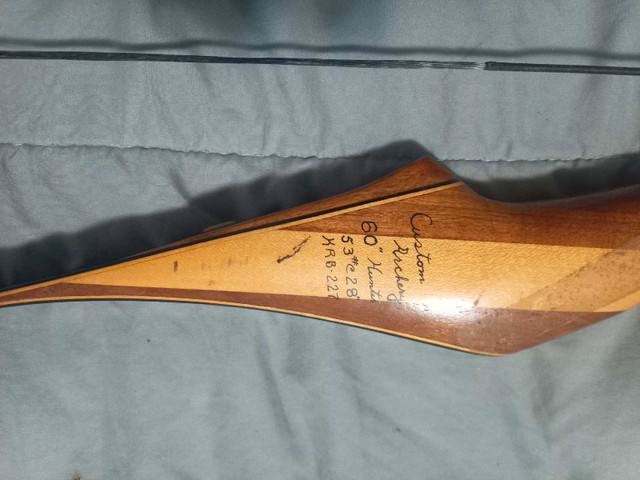 bow custom made asking 45$  in Garage Sales in Annapolis Valley - Image 3