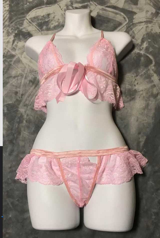 Gorgeous Pink 2 Piece Lingerie  in Women's - Bottoms in Markham / York Region - Image 2