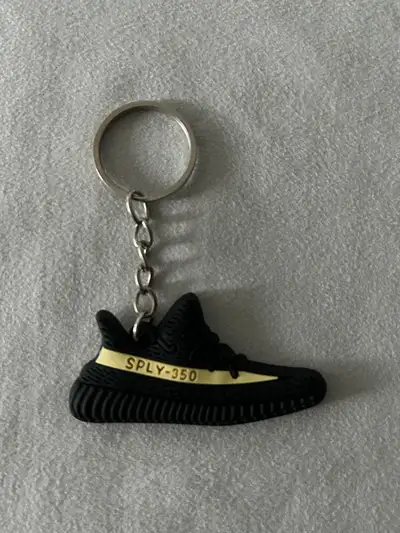 Yeezy 350 Sneaker 2D Keychain Black/Gold, View more