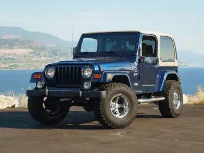 PLEASE READ AD BEFORE RESPONDING *IN ORIGINAL MINT CONDITION* *ORIGINAL; NOT REDONE* ONLY 82,000 KMS...