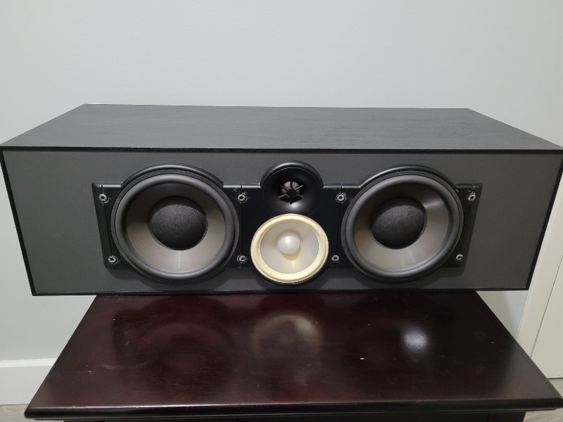 Paradigm CC290 v.5 Center Channel Speaker Speakers Summerside Kijiji