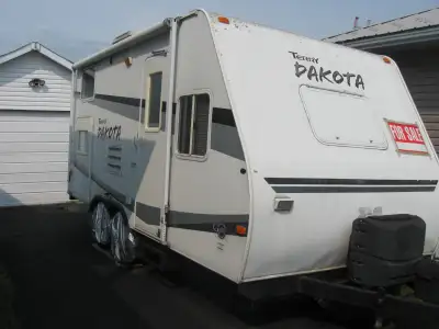 2007 Terry Dakota 21' camper trailer. A/C, Stove, Fridge , Stove top, Oven, Microwave, 3pc bath, Awn...
