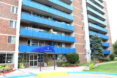 Move-In Ready Anytime | Affordable Room in Scarborough – April / May Availability! Looking for a cle...