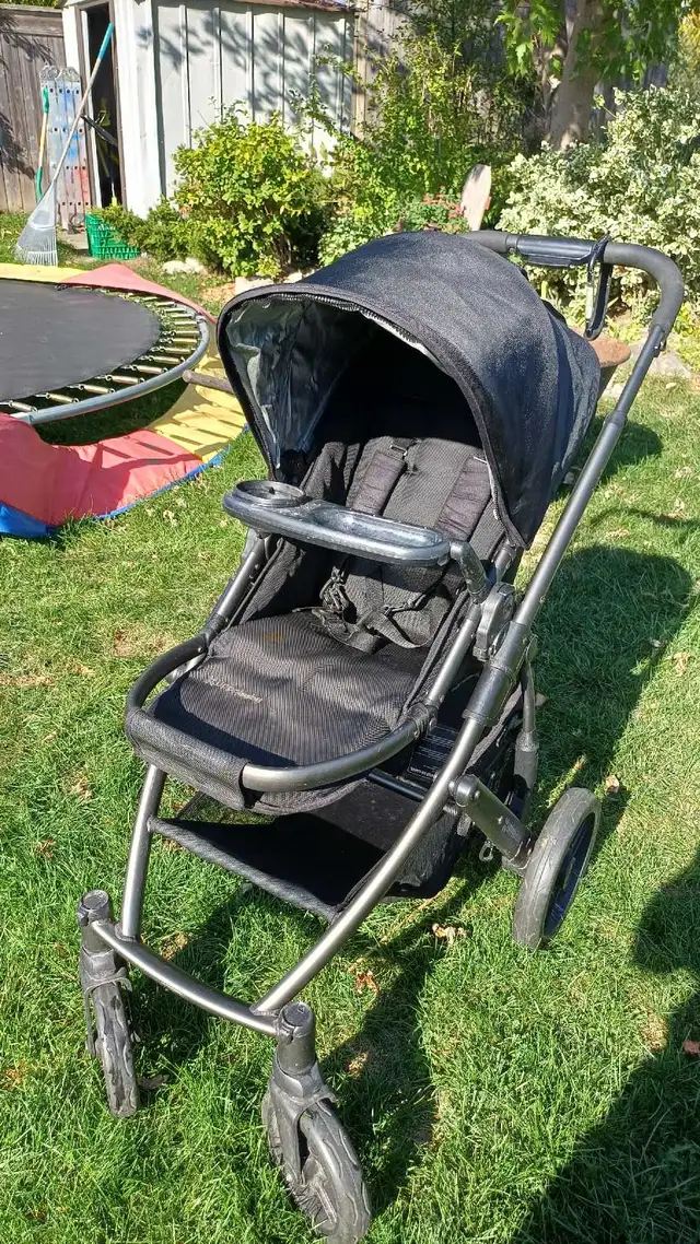 Uppa Vista Stroller with accessories in Strollers, Carriers & Car Seats in City of Toronto - Image 3