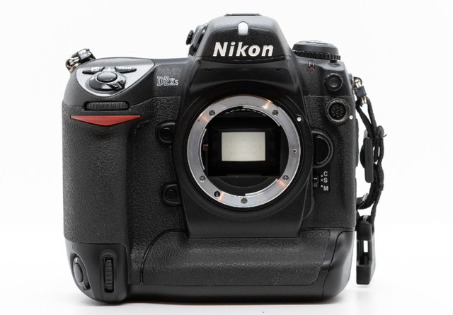 nikon gear: nikon d2x, nikon 50 1.4g, nikon TC 2x iii dans Appareils photo et caméras  à Ville de Montréal - Image 3