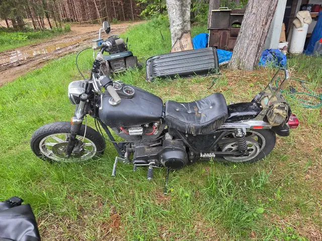 1985 Harley Davidson FXRS in Street, Cruisers & Choppers in Renfrew - Image 3