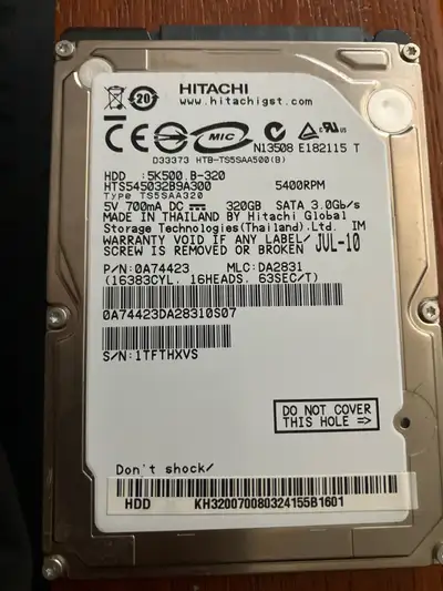 Hard disk 320GB SATA 3.0Gb/s Hitachi Excellent etat