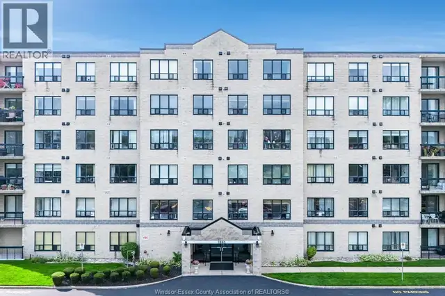 1885 Normandy, beautiful Condo for Sale in LaSalle