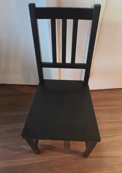 Maison avec des chats.