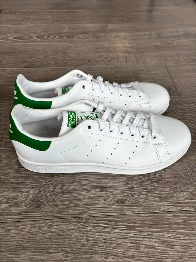 Adidas Stan Smith in Men's Shoes in Kitchener / Waterloo - Image 4