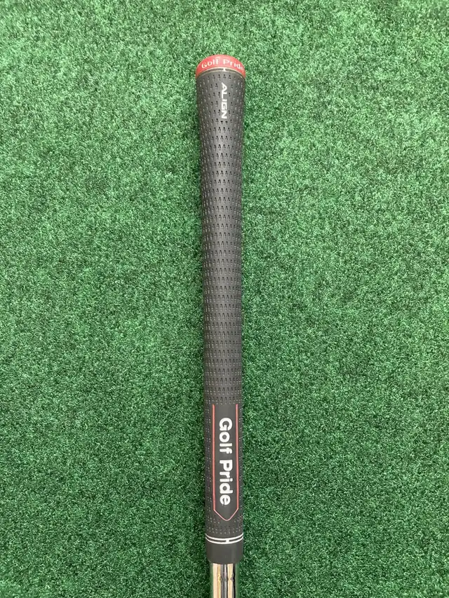 Adam’s Idea A305 Irons RH in Golf in Ottawa - Image 7