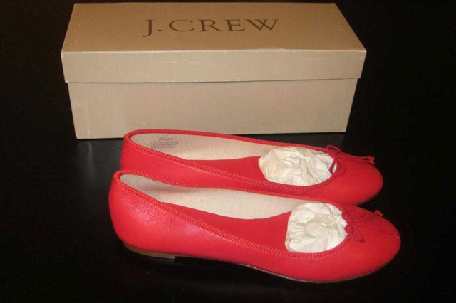 J.CREW LEATHER BALLET FLATS - NEW UNWORN SZ 6 in Women's - Shoes in City of Toronto - Image 2