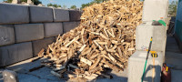 Firewood - Premium seasoned hardwood in bulk