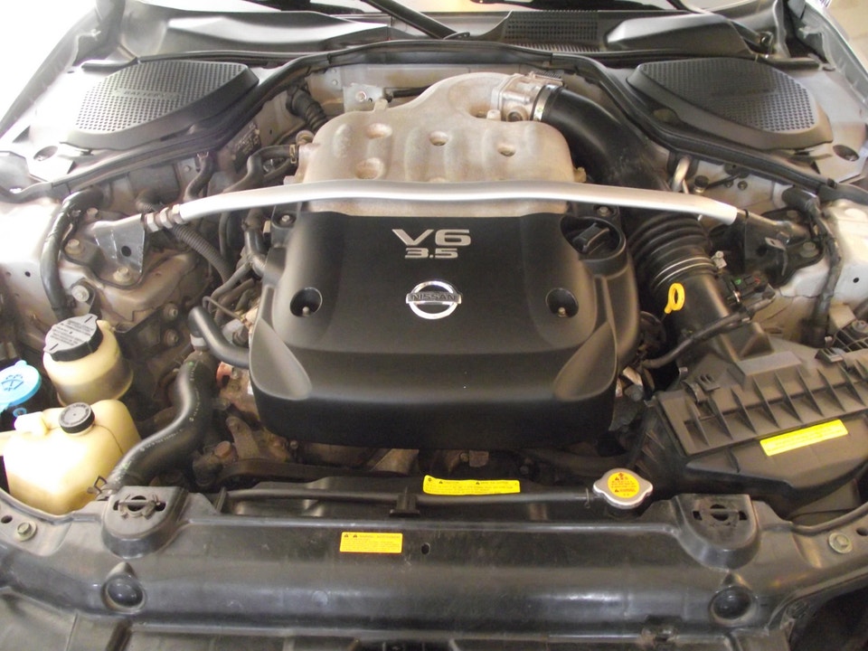 Nissan 350Z 2004 photo 2