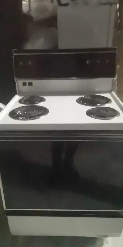 Cuisinière a vendre, View more