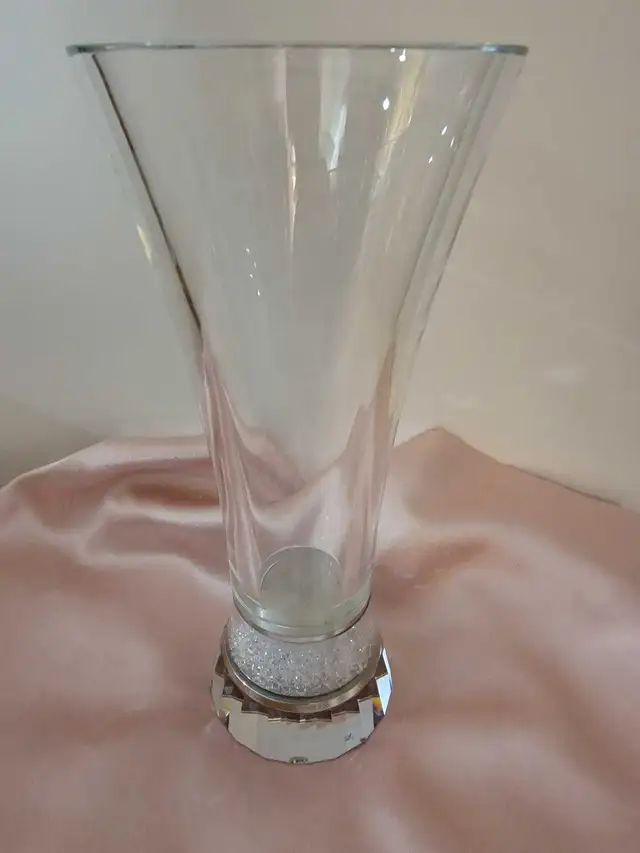Retired Swarovski Crystalline Vase small