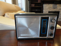 Vintage 1960's Strauss AM Radio in great working Condition