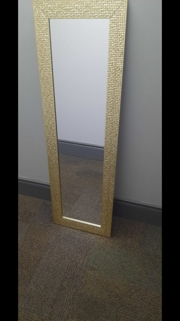 Mirrors of Varying Sizes for Sale in Home Décor & Accents in City of Toronto - Image 2
