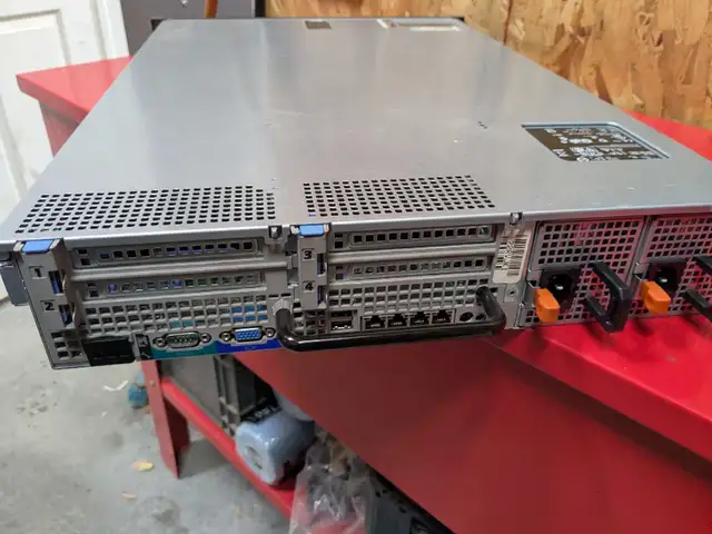 Dell PowerEdge R710 in Servers in Gatineau - Image 3
