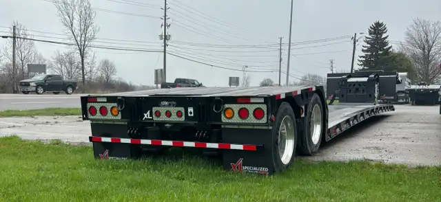 2026 XL Specialized Mini Deck an Mini Deck Extendables in Heavy Trucks in Hamilton - Image 4