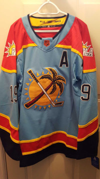 FLORIDA PANTHERS TKACHUK REVERSE RETRO JERSEY 