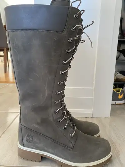 *EXCELLENT* condition knee high Timberland ladies boots- size 9, View more
