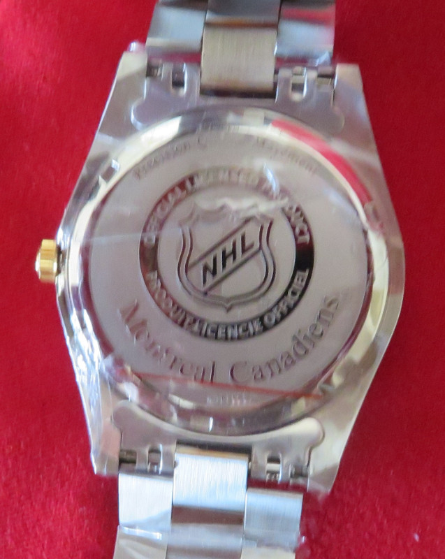 Men’s Montreal Canadiens Team NHL Watch Bradford Exchange in Jewellery & Watches in Edmonton - Image 3