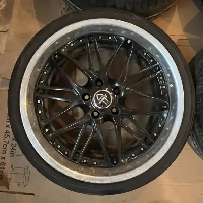 Selling my set of Weds Kranze Borphes Wheels that have been 3 Piece Converted. This is a very rare 1...