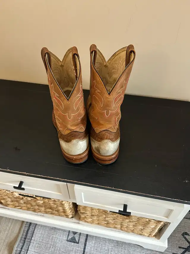 Brahma Cowboy Boots - men’s in Men's Shoes in Calgary - Image 3