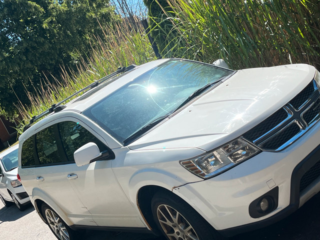 2012 Dodge Journey crew 3.6 L V6 engine in Cars & Trucks in Barrie