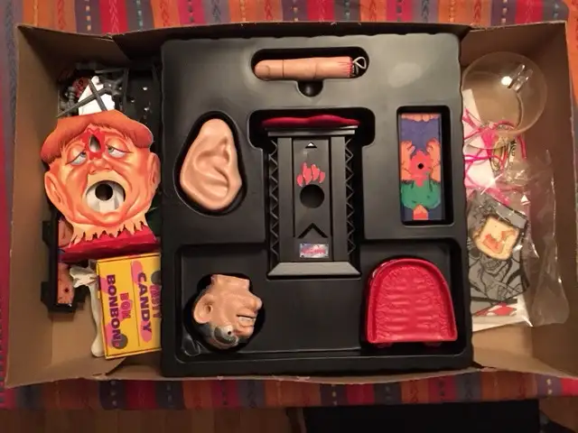 Vintage Magic By Mr Creepy 1996 Pressman HALLOWEEN party game in Arts & Collectibles in Edmonton - Image 4