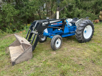 Ford 4000 tractor (7 ft bucket) LOW HOURS 