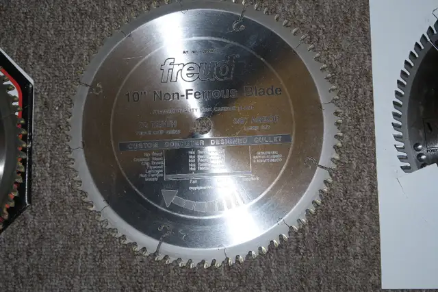 FREUD 10" Table Saw Carbide Tipped Saw Blades in Power Tools in Guelph - Image 3