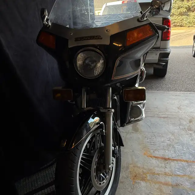 1982 Honda Goldwing Interstate GL1100 in Touring in Lethbridge - Image 9