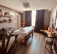 Private Home Spa Newmarket /Aurora - Reiki,  Waxing & Massage