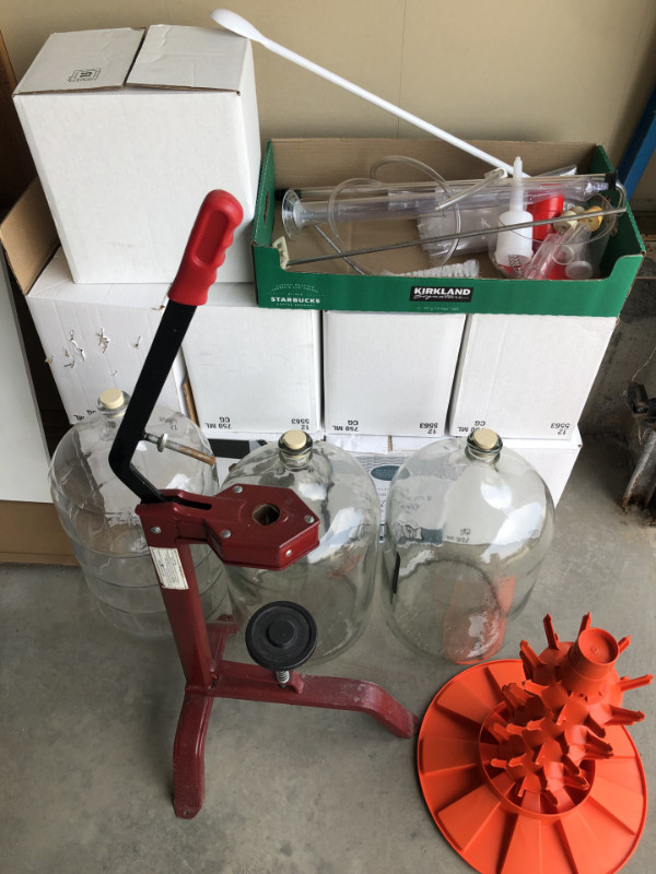 Wine kits and wine bottles Hobbies & Crafts Calgary Kijiji