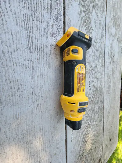 DEWALT 20V MAX Lithium-Ion Cordless Drywall Cut-Out Tool Only, View more