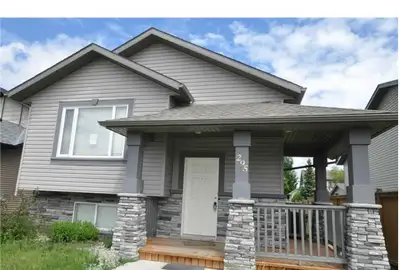 West Side 4 bed 2 bath full house in Sunridge