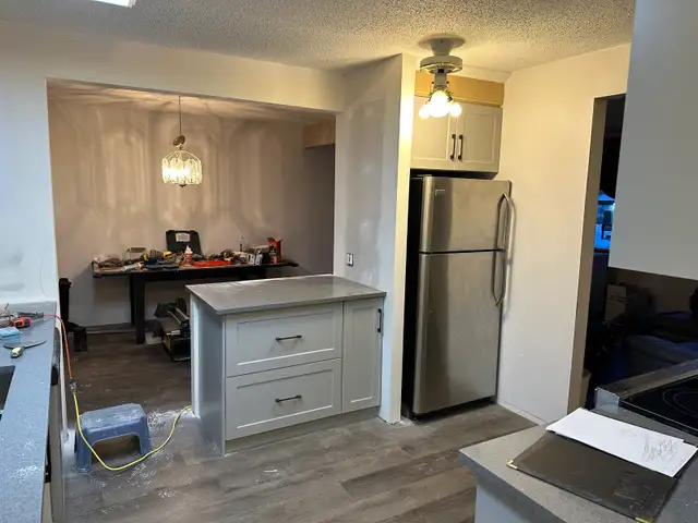 Carpentry and Home repairs560635963549296646