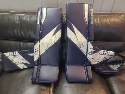 Junior Warrior G7 goalie set, View more