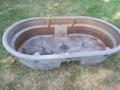 50 Gallon Rubbermaid agricultural stock tank, View more