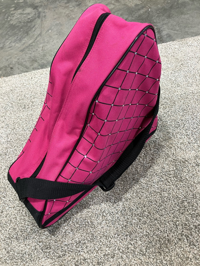 Figure skating bag in Skates & Blades in Calgary - Image 3