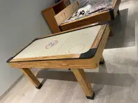 Air hockey table works perfect 