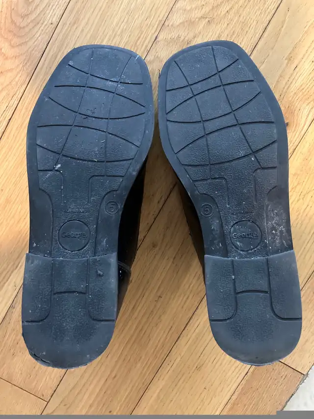Boys dress shoes in Kids & Youth in Oshawa / Durham Region - Image 4