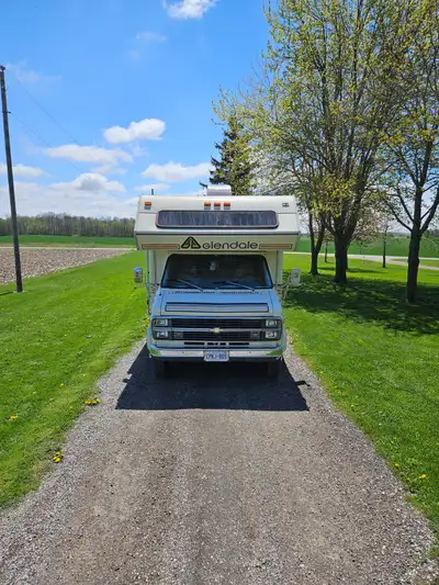 Cherished Chevy Glendale RV. In great shape, low KM’s. DM for full details :)