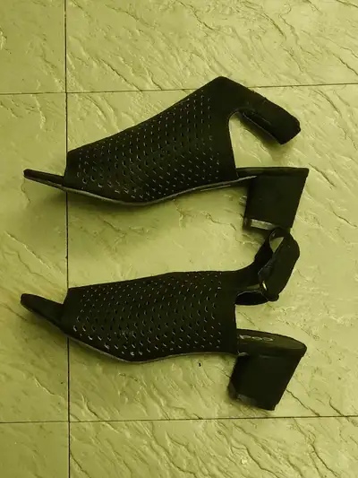 Ladies shoes, View more