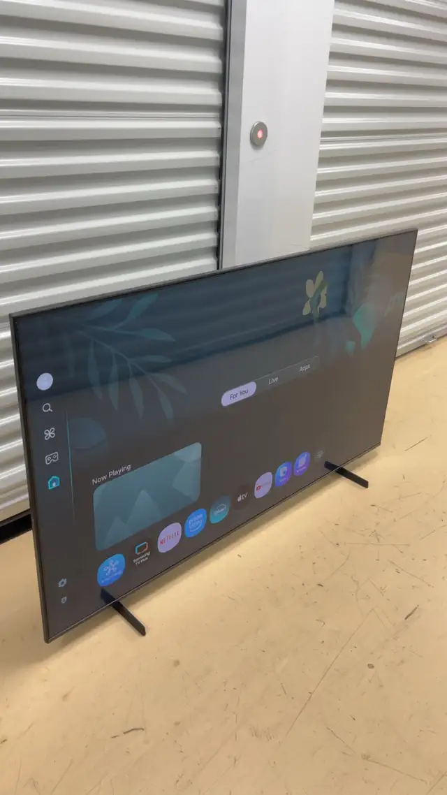 SAMSUNG TV 65” SMART 4K 2025 $520