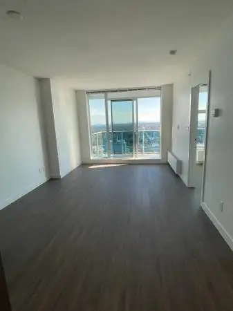 Available June 1 Modern 1 Bedroom / 1 Bathroom condo in the heart of Surrey Central at King George H...