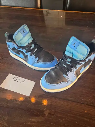 Jordan 1 Mid, View more
