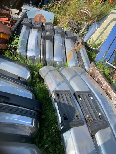 Front bumpers for GMC and Chev pick up trucks fitting 1988-2001 1500, 2500 and 3500’s. $200-$300 str...